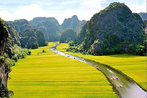 Ba điểm đến ở Ninh Bình đẹp như tiên cảnh thu hút giới trẻ dịp Tết Âm lịch 2021